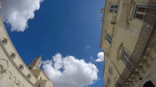 Mercoledì 30 Novembre 2016 - Cielo prevalentemente sereno. Ancora freddo